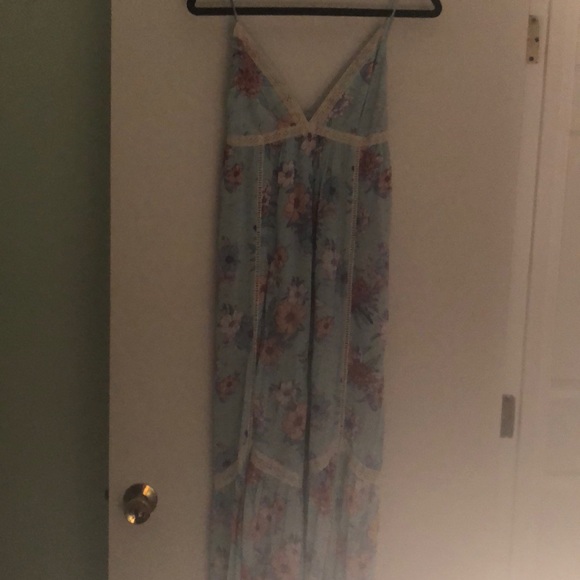Beautiful Some days floral maxi dress never worn - Picture 2 of 3